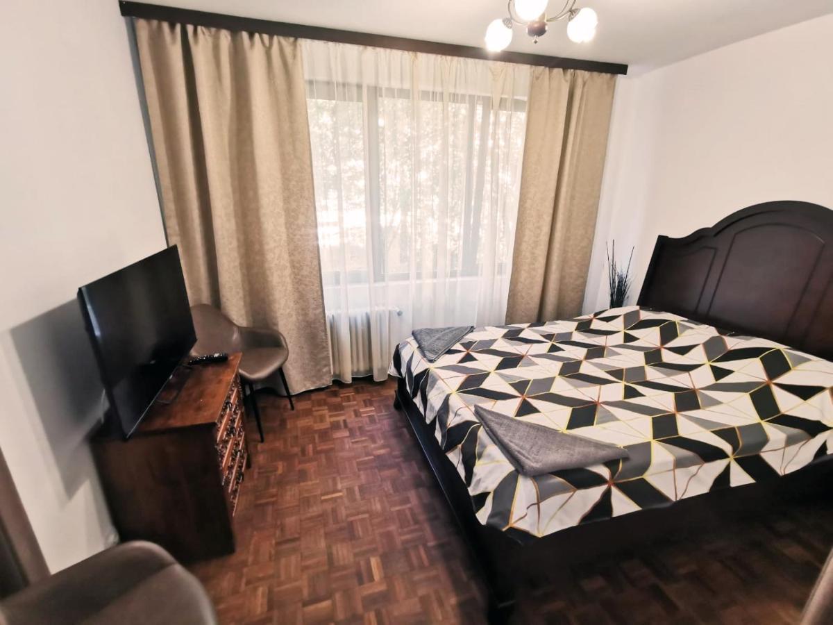 Cozy Apartment Sala Palatului Bucharest Exterior photo
